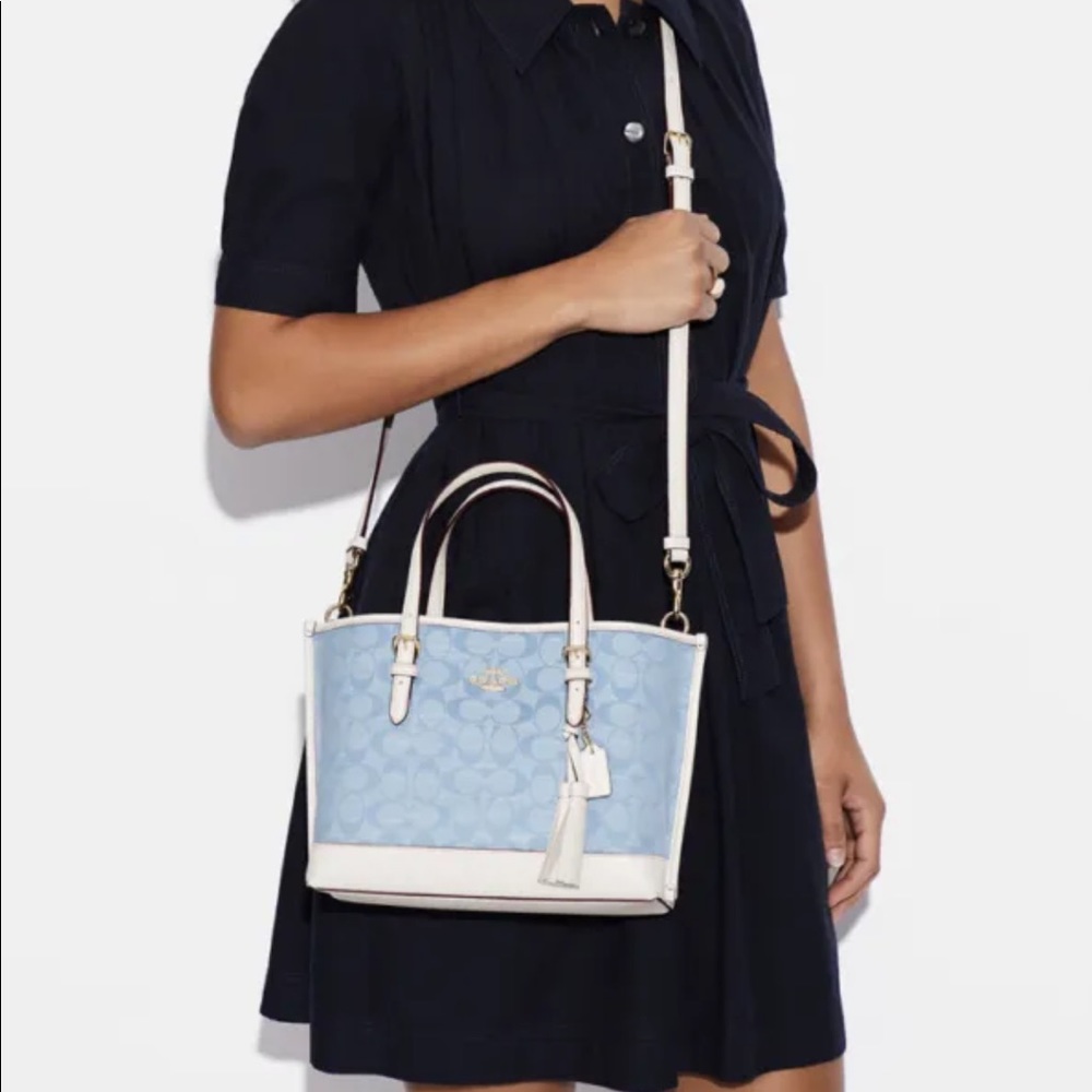 NWT Coach CA142 Mollie Tote 25 In Signature Chambray & Leather Denim Cha…